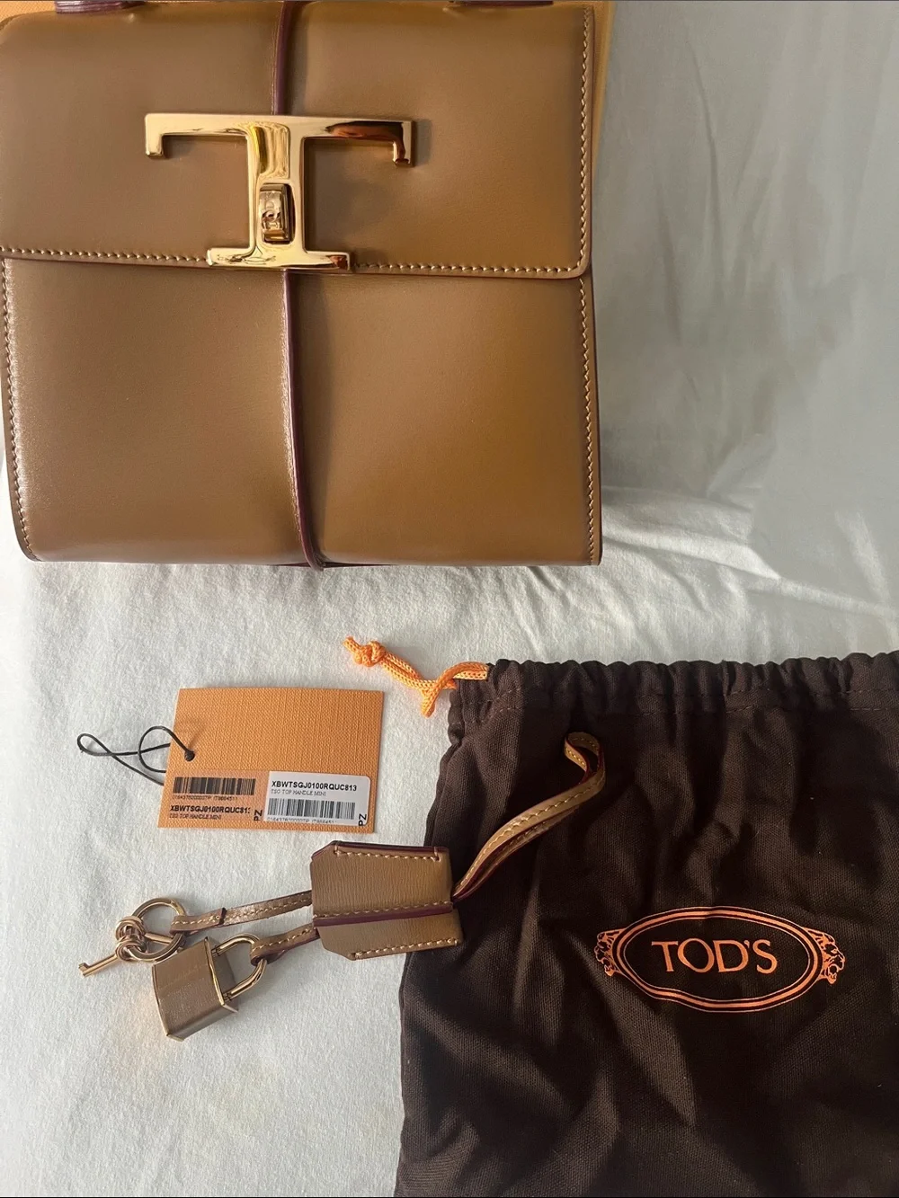 Tods structured leather